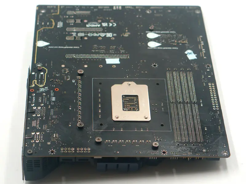 MSI MEG Z590 GAMING FORCE Základní deska LGA 1200 DDR4 128GB 10./11. generace CPU PCI-E 4.0 Overlocking